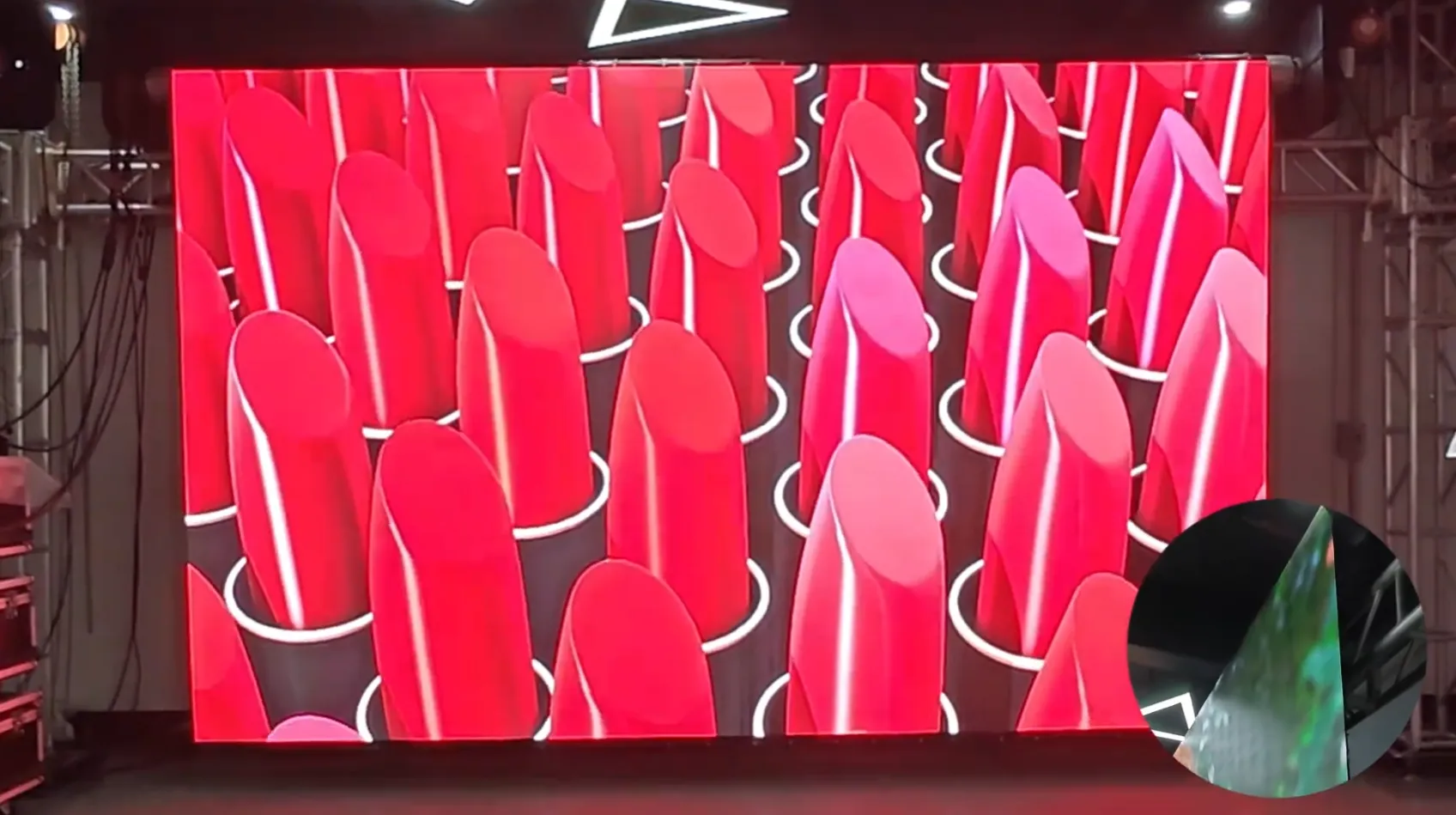 Onumen Indoor Rolling LED Screen  Slim, Quiet Roll-Up Display